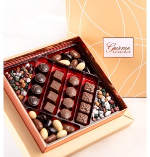 Sütlü Çikolatalı & Bademli Drajeli Çikolata Kutusu